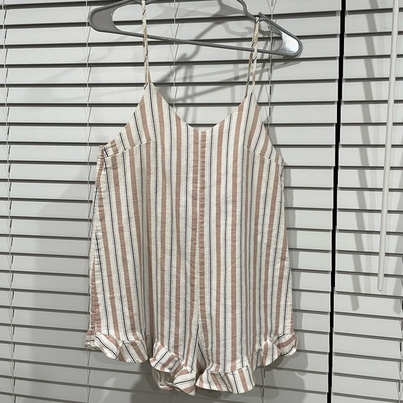 Princess Polly romper - Picture 1 of 4